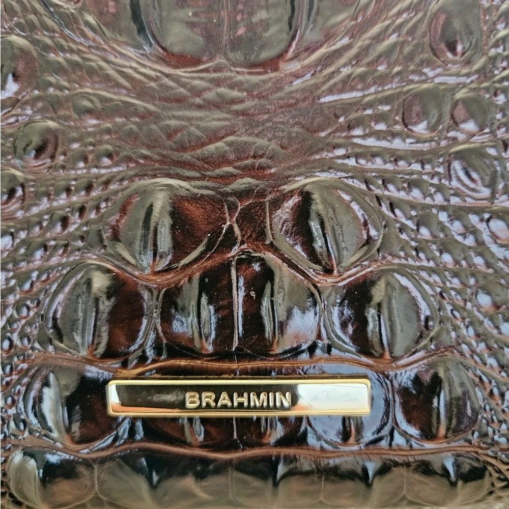 NEW Brahmin Crossbody Bag with Crocodile Texture - Picture 3 of 3
